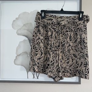 Zara Metallic Gold and Black Floral Short